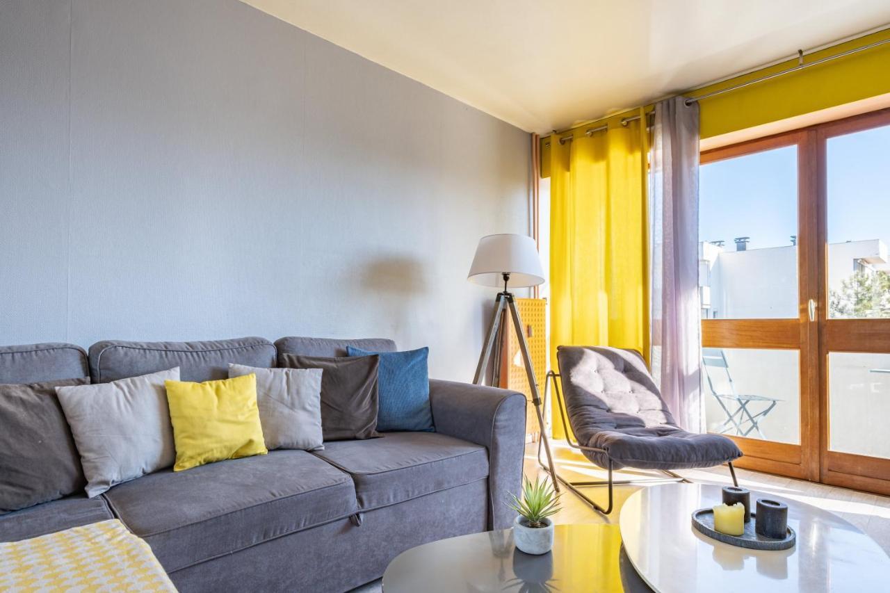 Appartement Spacieux Equipe Avec Wifi Bourges Exterior photo